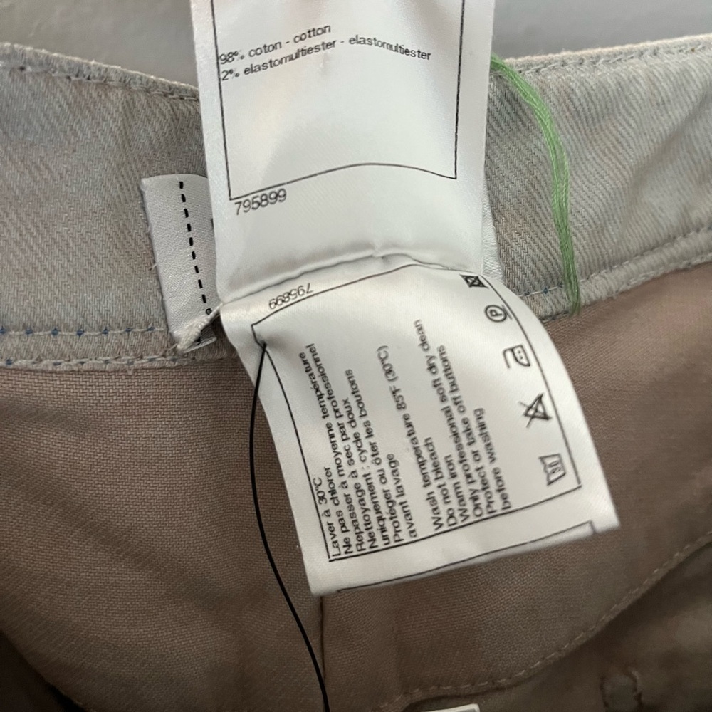 CHANEL Multicolor Embroidered Denim Jeans, Size 44 (Women) P40487V29445 - Picture 13 of 14